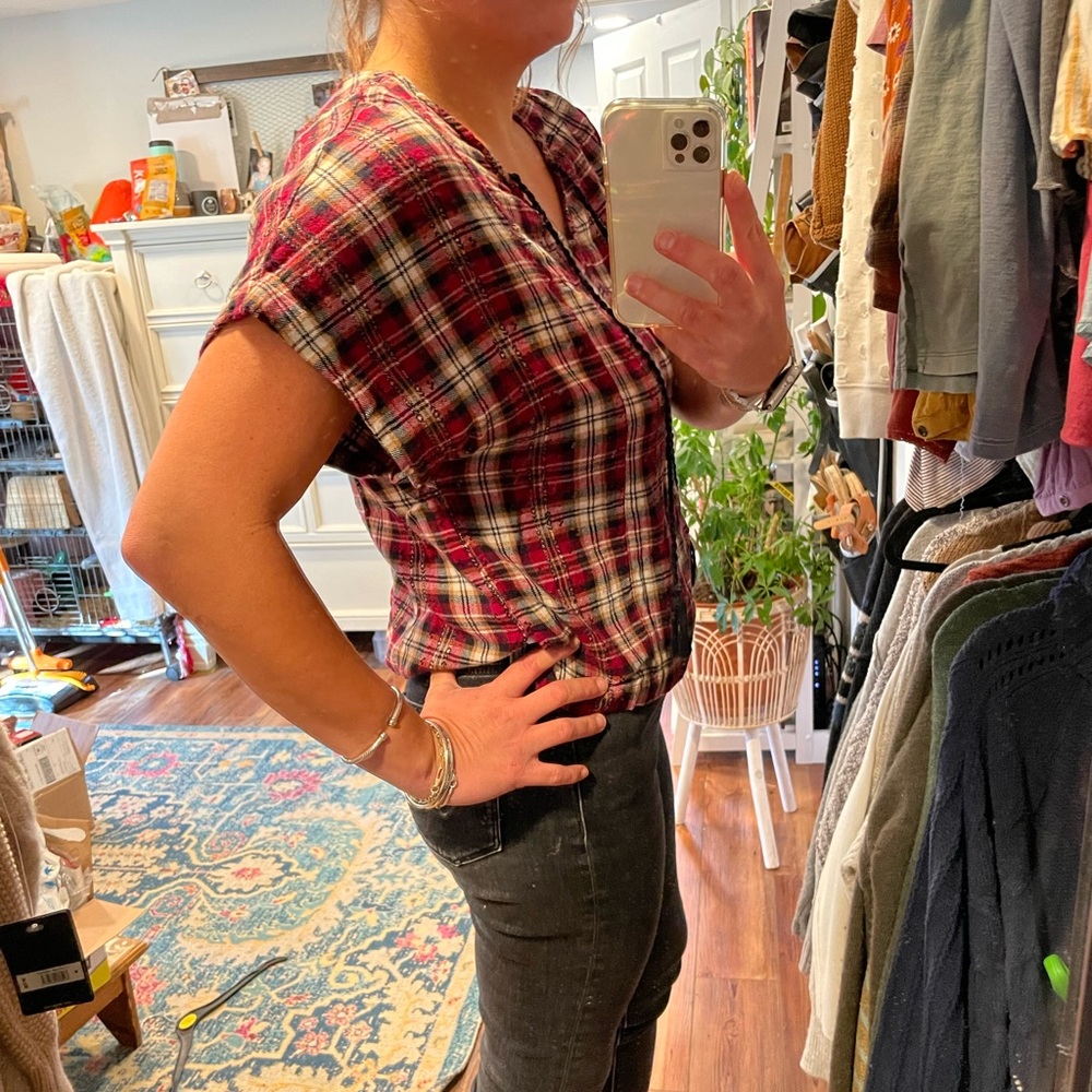 ✨5 for $25✨ Plaid Forever 21 Top